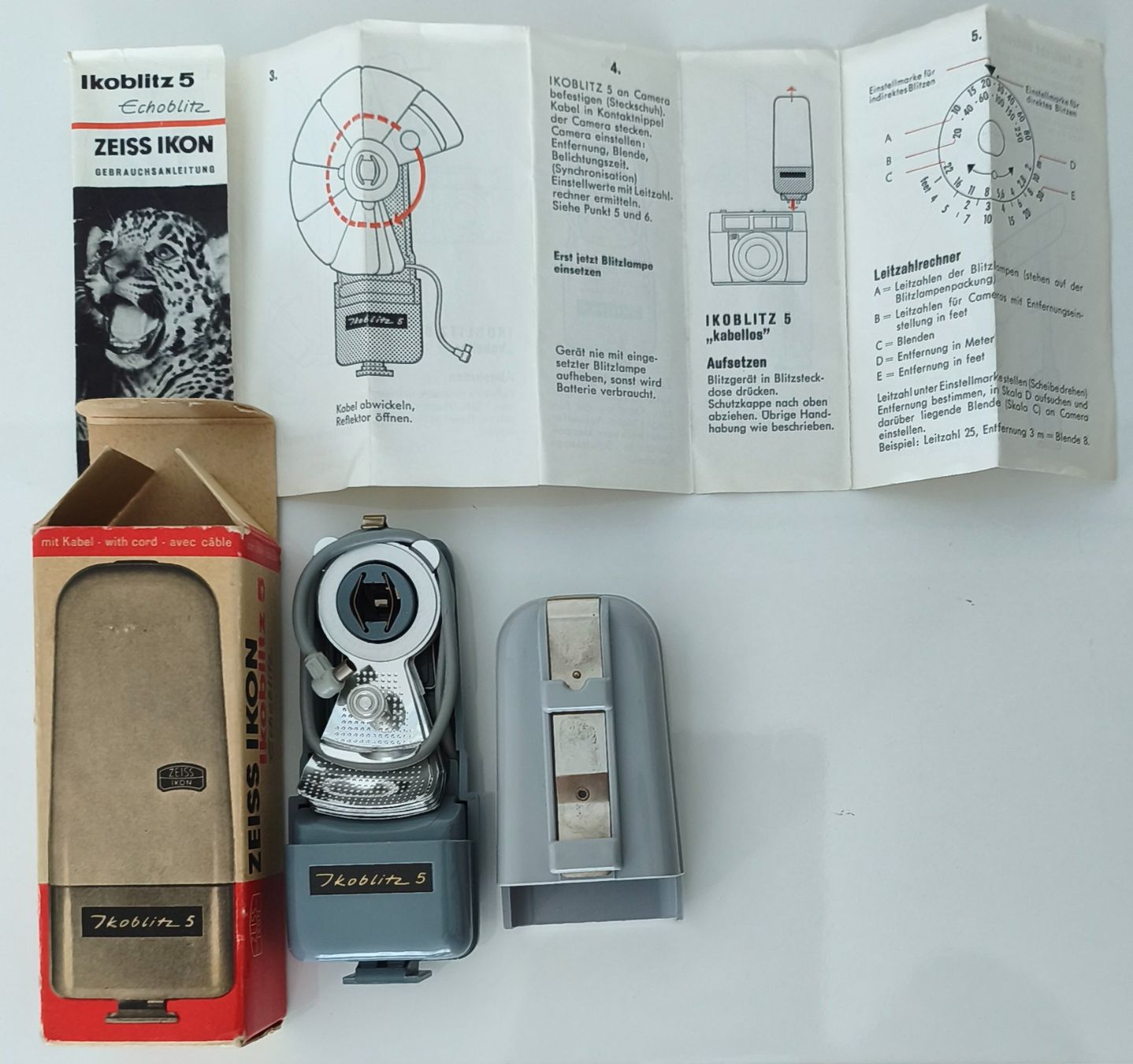 Flashs: Vintage Zeiss Ikon Ikoblitz 5, Echoblitz, Fächerblitz – D'occasion à Zürich par Tanteemma369