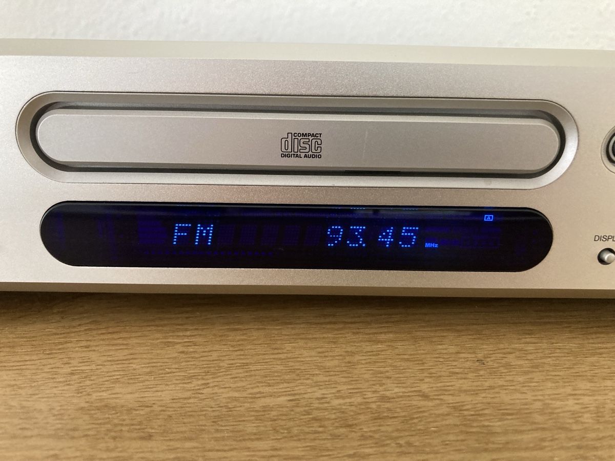 Onkyo Ricevitori: Onkyo CD Receiver CR-L5 – Difettoso da Zwingen venduto da Kult2000 1