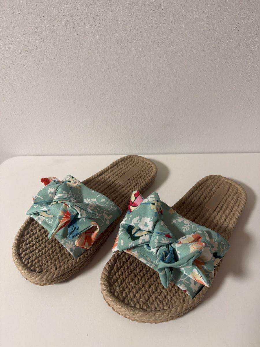 Damenschuhe: Sandaletten Sommer Grösse 41  – Gebraucht aus Fehraltorf von Swotchout