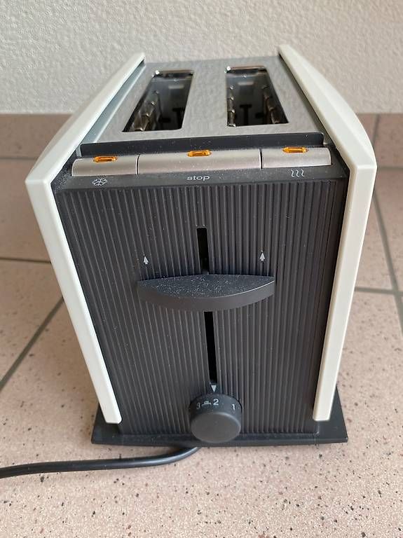 Braun Küchengeräte: Toaster von Braun – Gebraucht aus Elgg von vinyl03 3