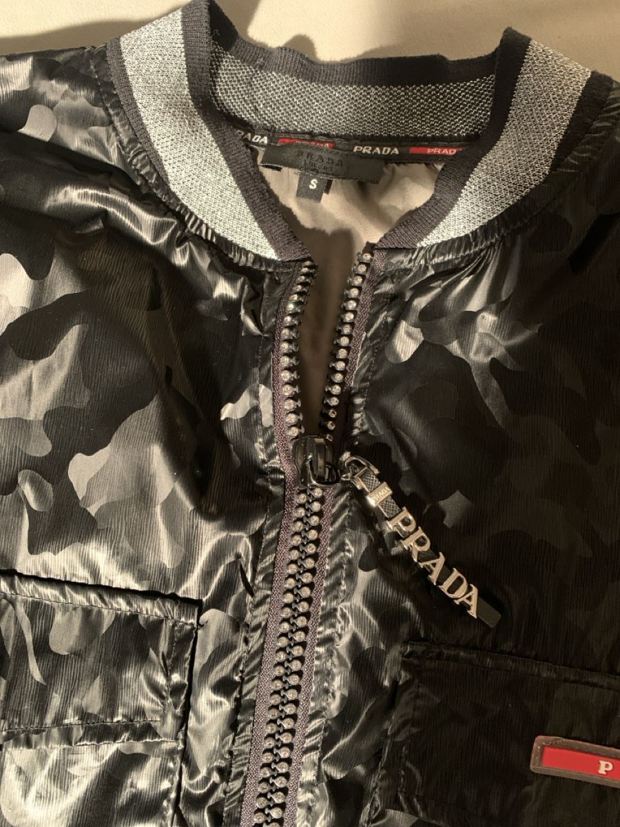 Prada Giacche: PRADA  Jacke – Usato da Bergdietikon venduto da zor_856j 4