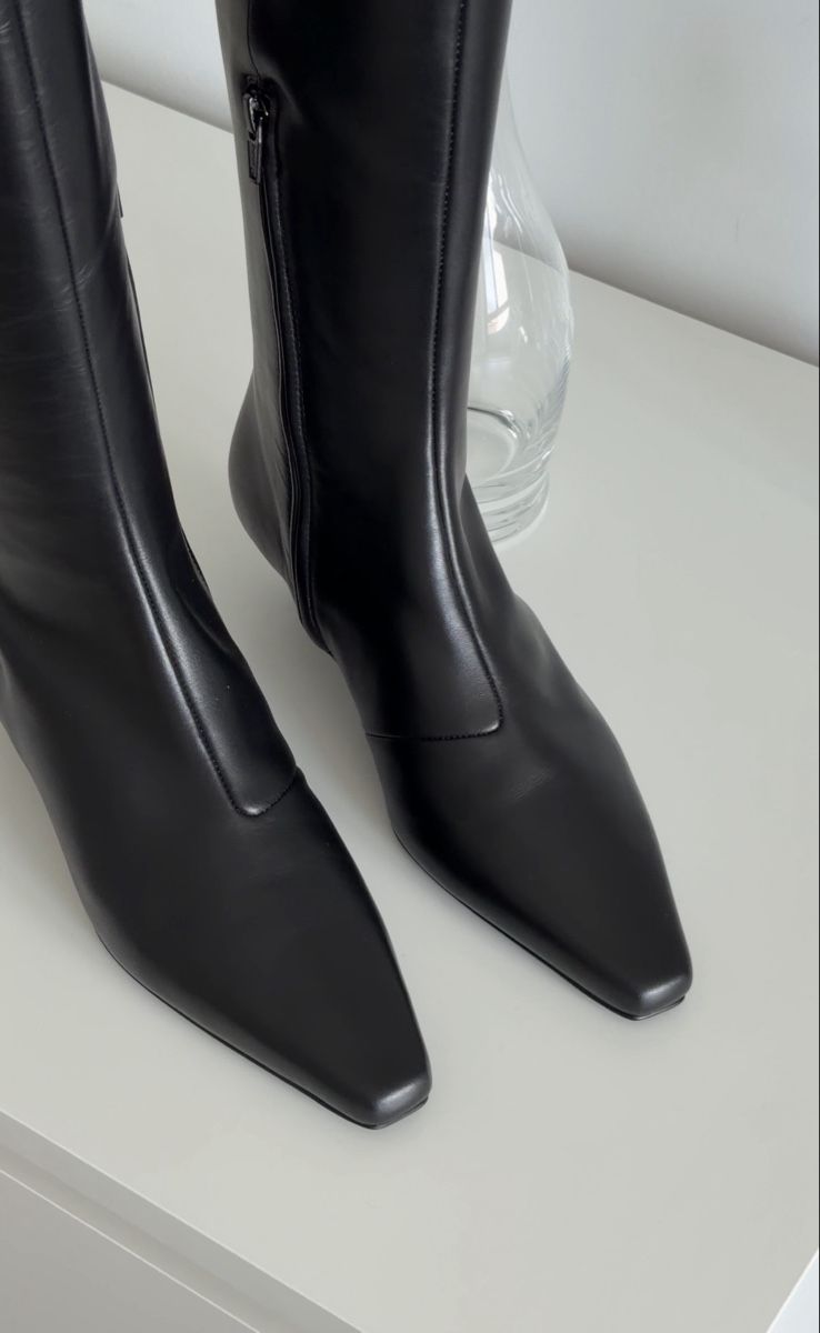 Totême Damenschuhe: Toteme leather boots – Neu und originalverpackt aus Paradiso von viorea 1