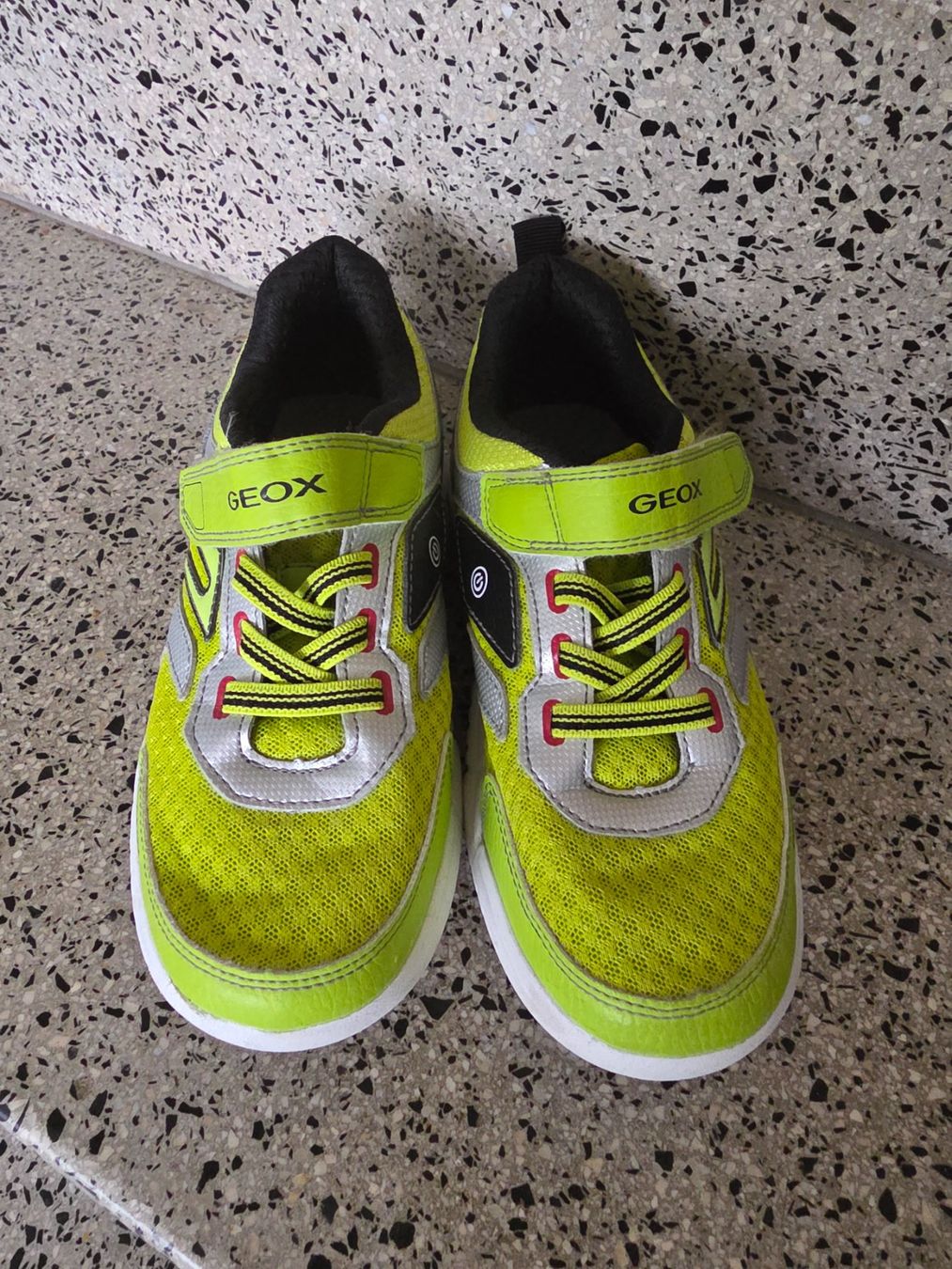 Geox Scarpe per ragazzi: Turnschuhe grösse 34 – Usato da Ins venduto da PGD