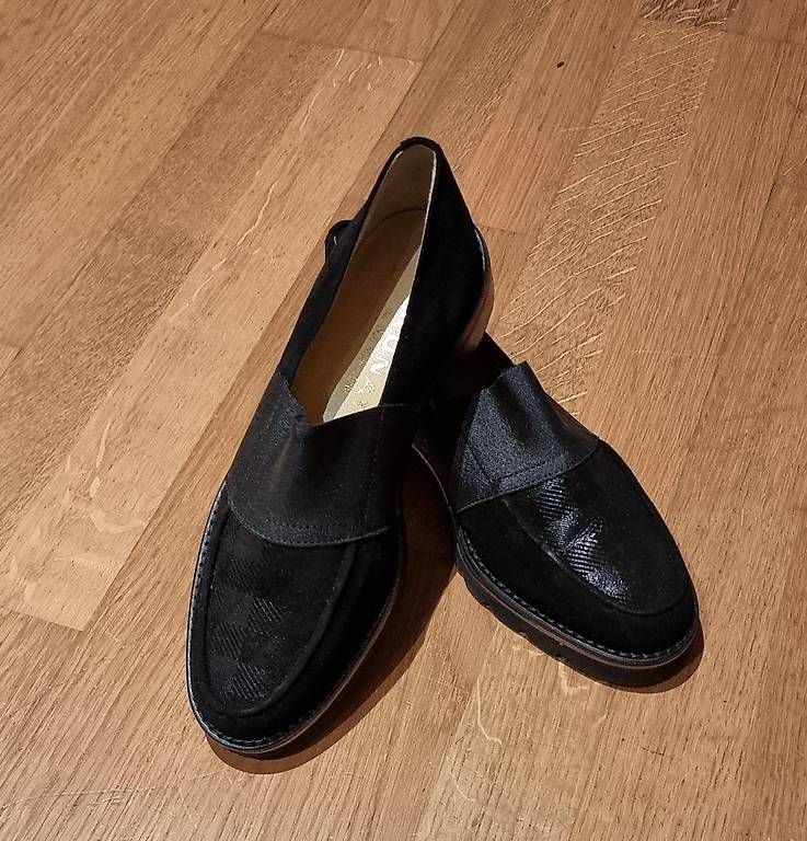 Scarpe da donna: Wunderschöne, elegante Pumps von BRUNATE  – Usato da Bern venduto da Kiruna_2021 2