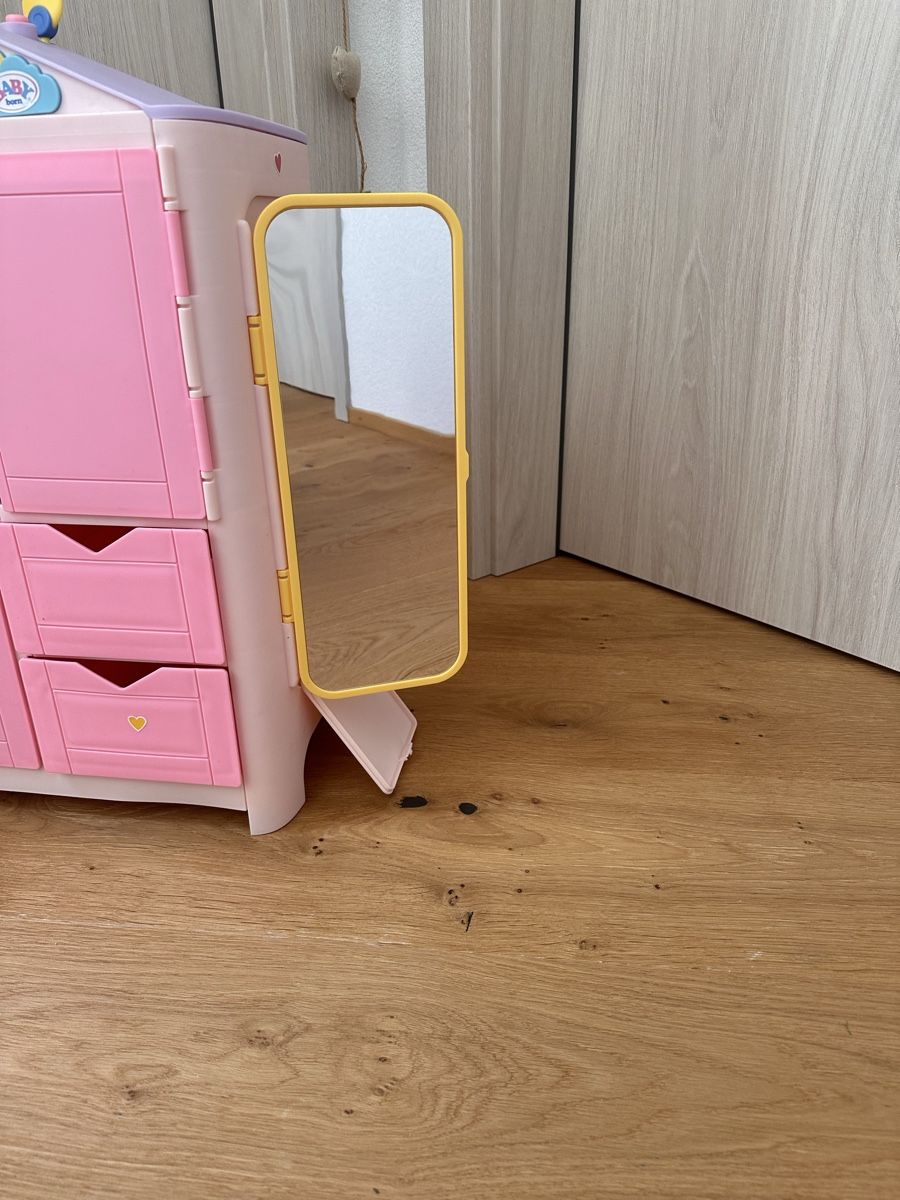Spielzeuge:  Armoire penderie pour poupée – Gebraucht aus Peseux von tao_2k9s 1