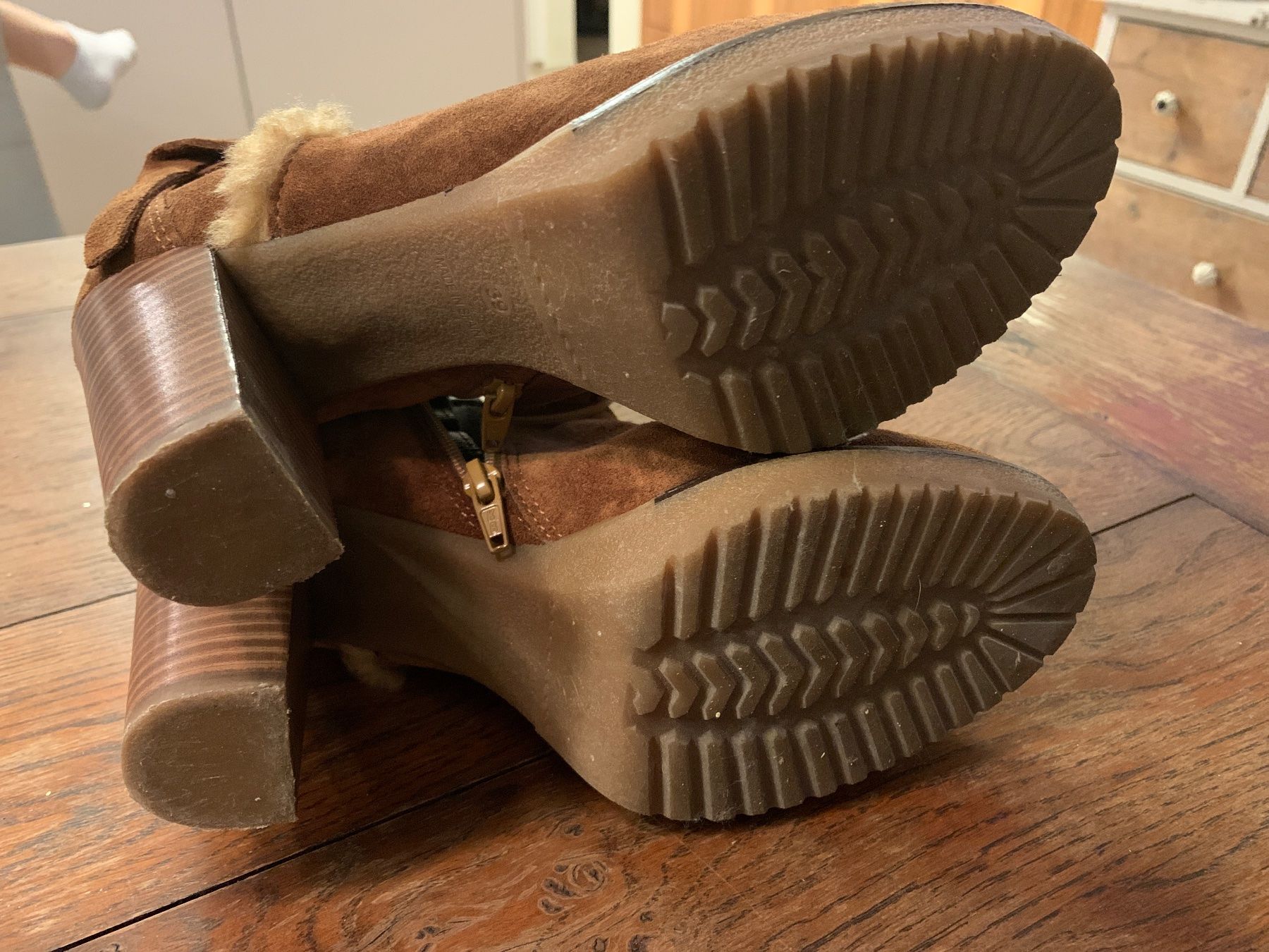 Walder Scarpe da donna: Stiefeletten mit Absatz von Walder Gr. 39 – Usato da Oberweningen venduto da Bumblebee2 2
