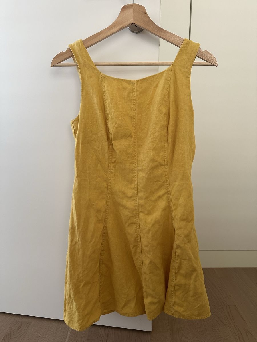 Reformation Vestiti: Robe en lin Reformation – Usato da Genève venduto da AuTuMnLoveR 1