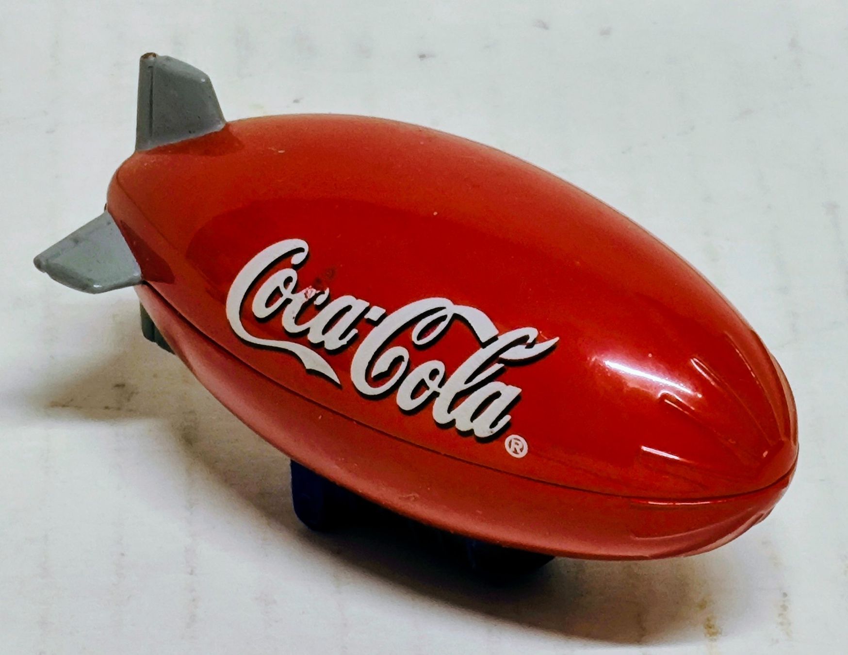 Kits de montage: Coca-Cola Zeppelin – D'occasion à Pfäffikon ZH par Colacity 1