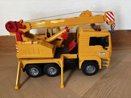 Bruder Kranwagen gelb super Zustand