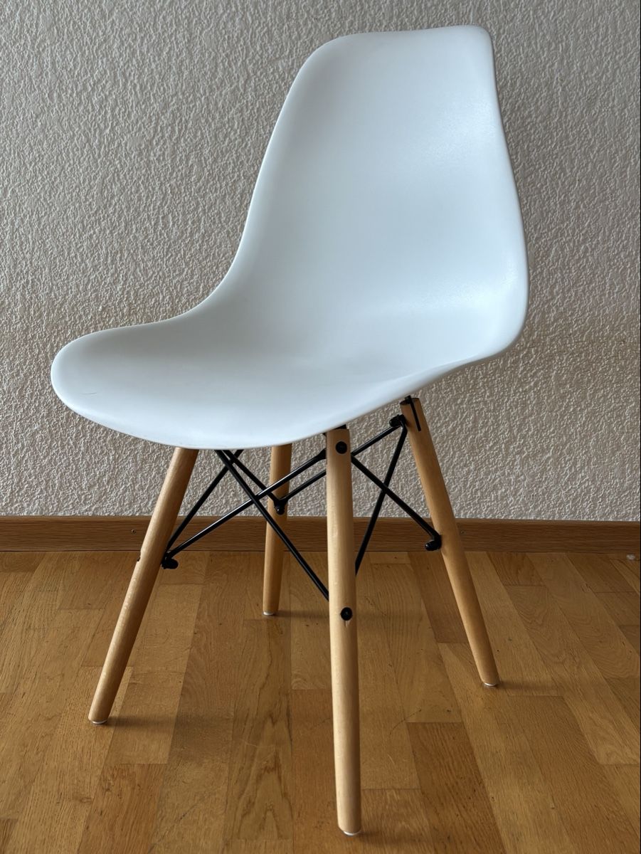 Vitra Sedie: Vitra Eames Plastic Side Chair - Replica – Usato da Zollikerberg venduto da Zuversicht2811