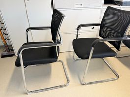 4 Besucherstühle, schwarz