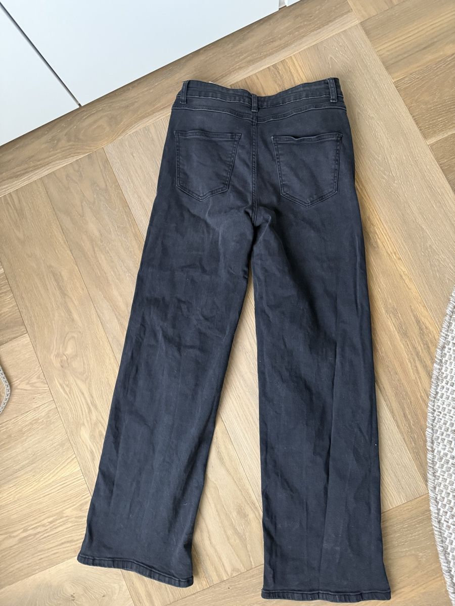 Vero Moda Jeans: Vero Moda Stretch Jeans 28/32, Neu – Nuovo (secondo la descrizione) da Gümligen venduto da kleiderschrankbe6 3