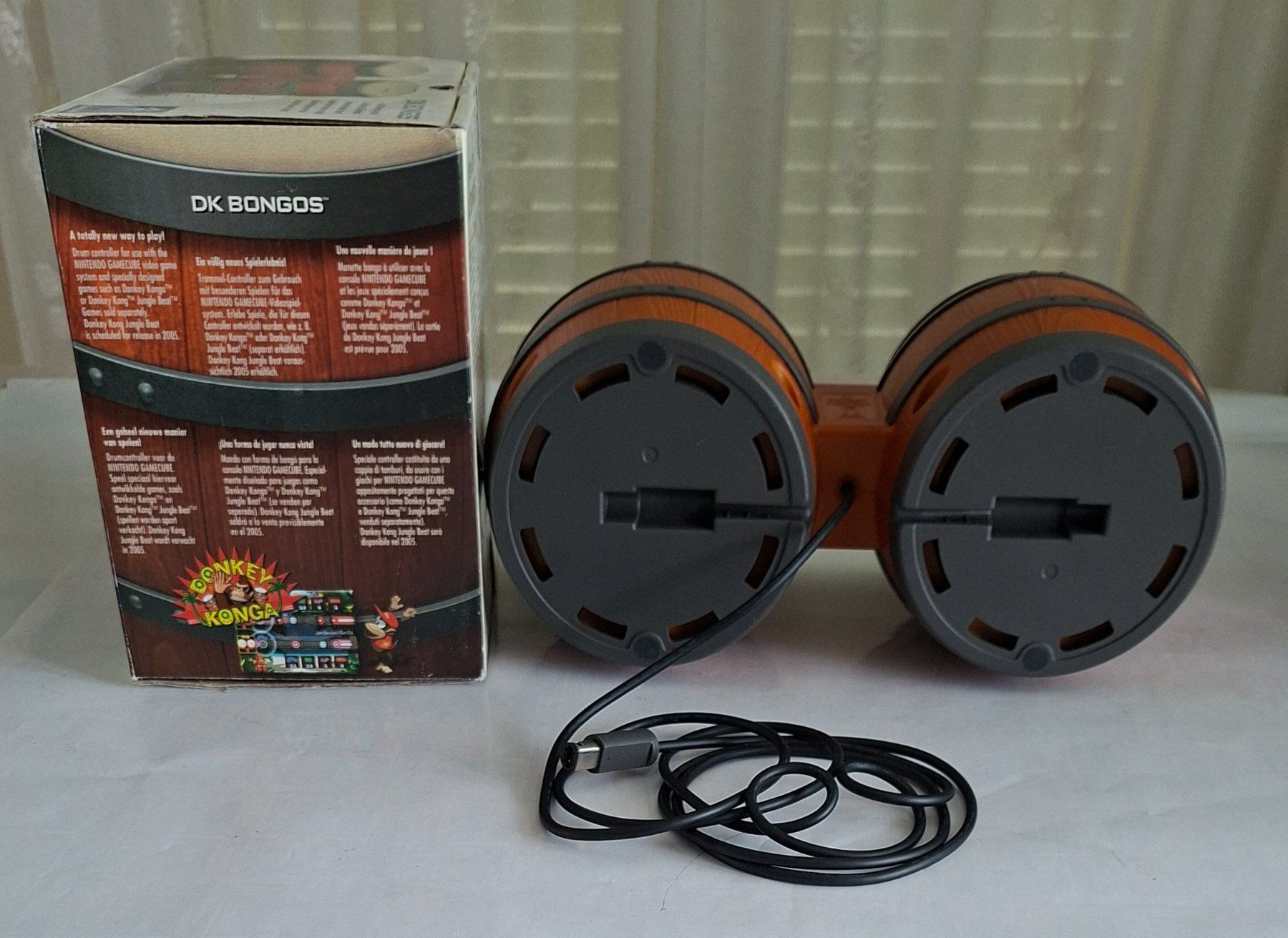 Strumenti musicali: DK Bongos GameCube Controller mit OVP – Usato da Opfikon venduto da Diversamente 3