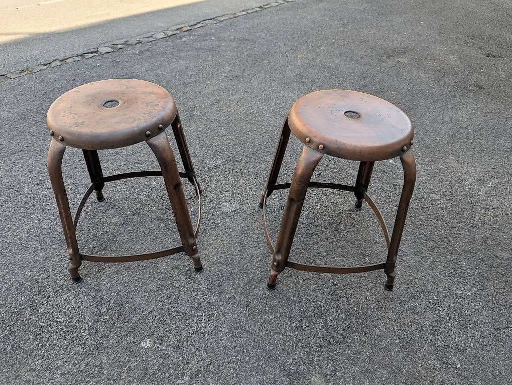 Sgabelli: 2 Vintage Hocker aus Metall  – Usato da Stansstad venduto da Martman19 1