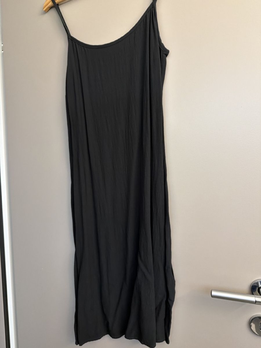 Nile Robes: Robe Nile M – Neuf (Voir description) à La Sagne NE par tulipe68 2