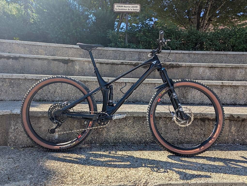 Vélos: YT Isso Core 3 – D'occasion à L'Abbaye par jol_m7tw