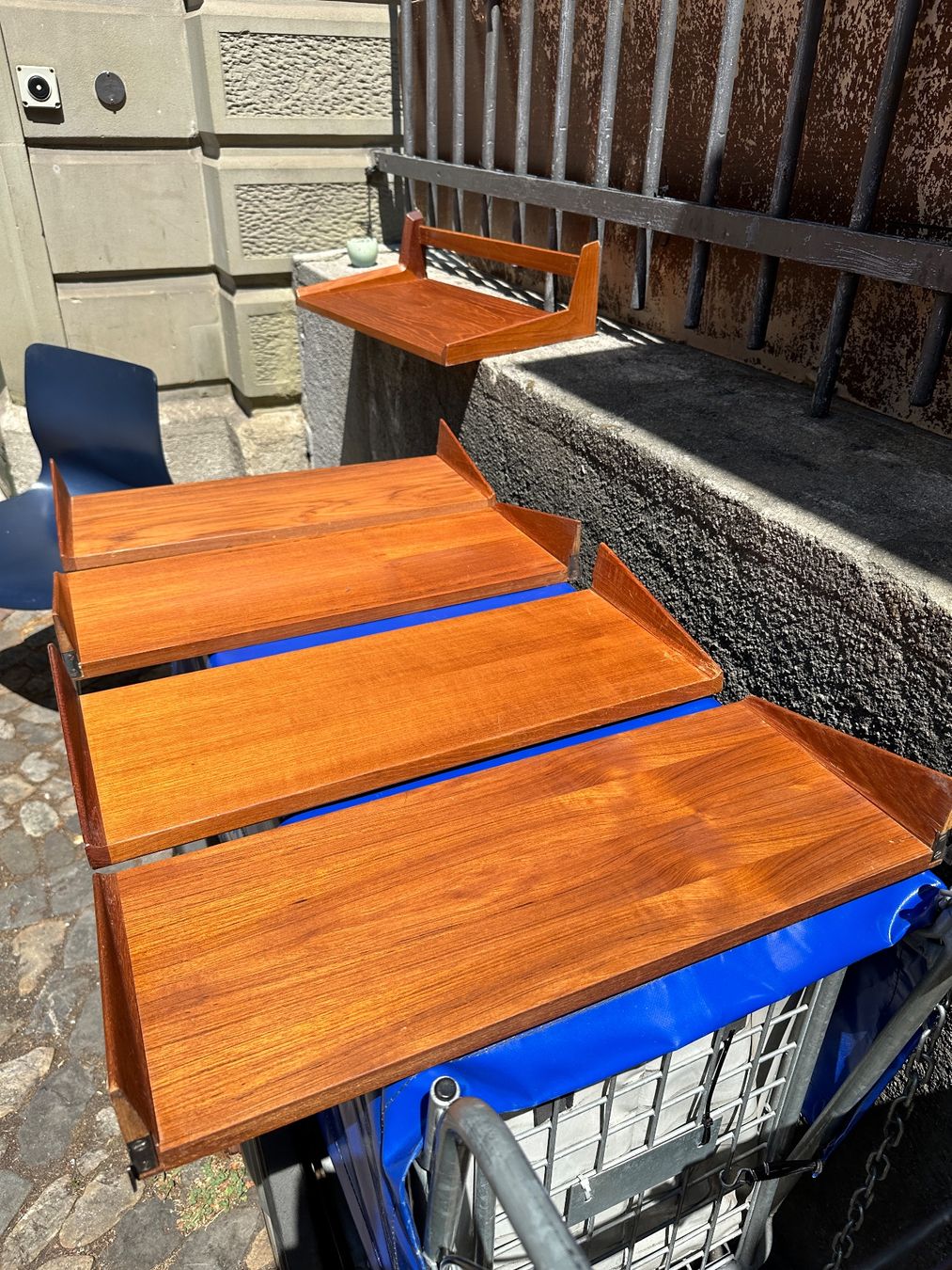 Regale: Vintage Teakholz Gestell Teakregal – Gebraucht aus Zürich von atlantis77 4