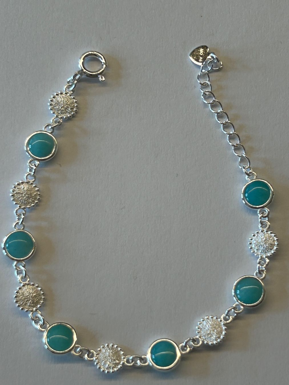 Bracciali & Braccialetti: Armband aus Sterling Silber & Amazonit Steinen – Nuovo e nell'imballaggio originale da Innertkirchen venduto da Glatthard-Interior 3