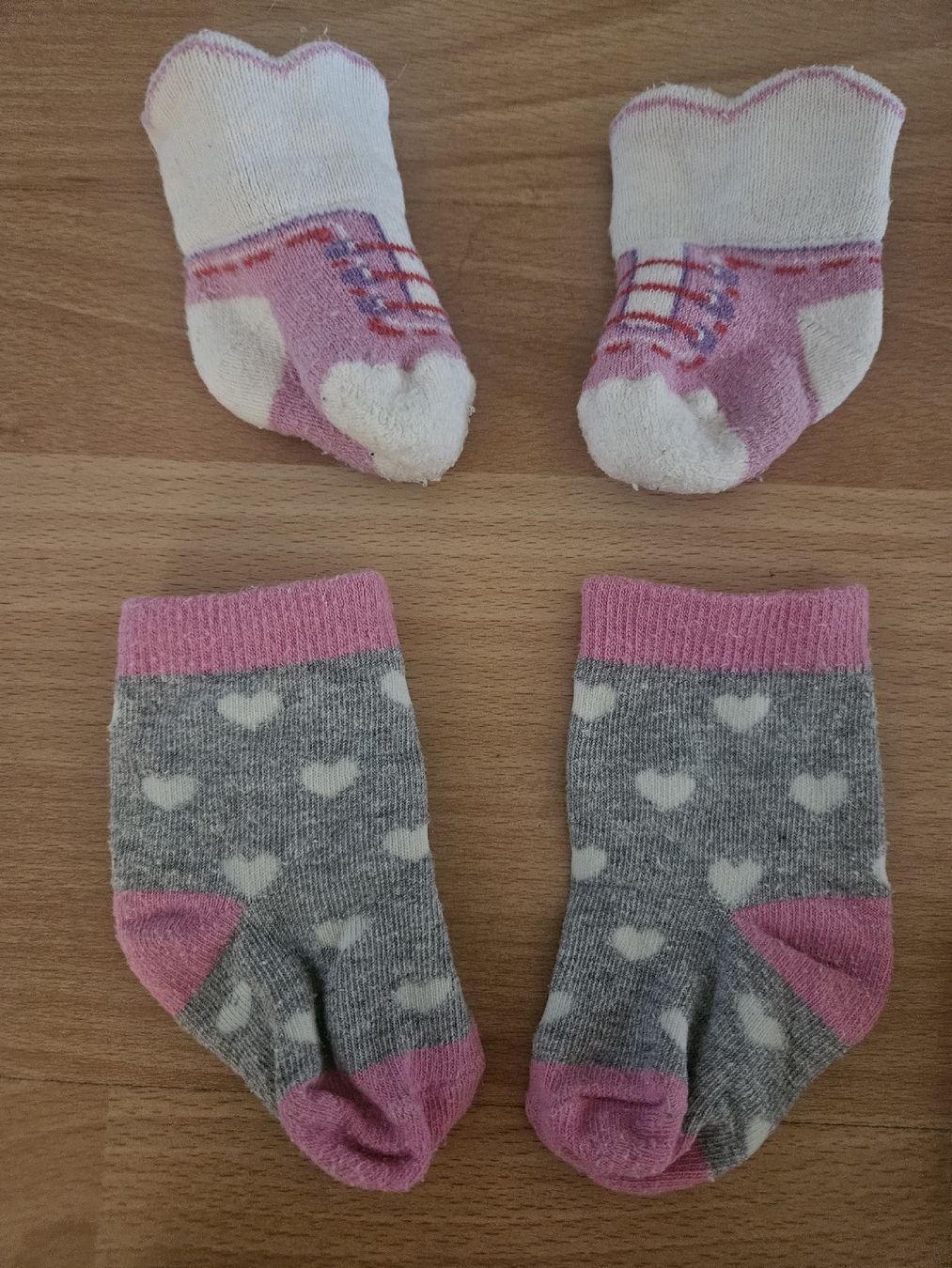 Lotti & Set di vestiti: Socken Neugeborene / Frühchen – Usato da Zürich venduto da Kris8050 5