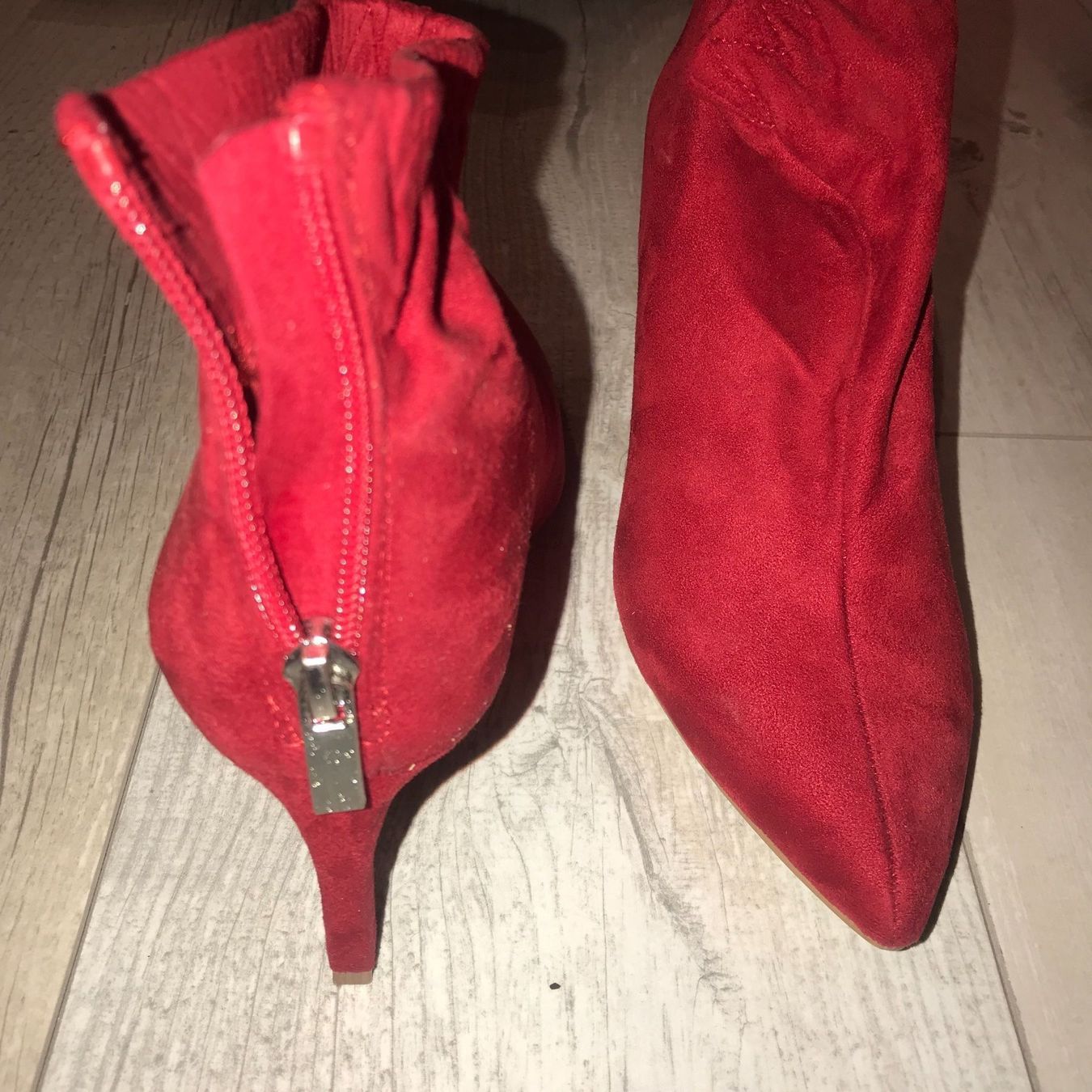 Stradivarius Chaussures femmes: STRADIVARIUS ❤️ bottines Low boots rouges ❤️ 37 – Neuf (Voir description) à Muraz (Collombey) par iLoveNYC 2