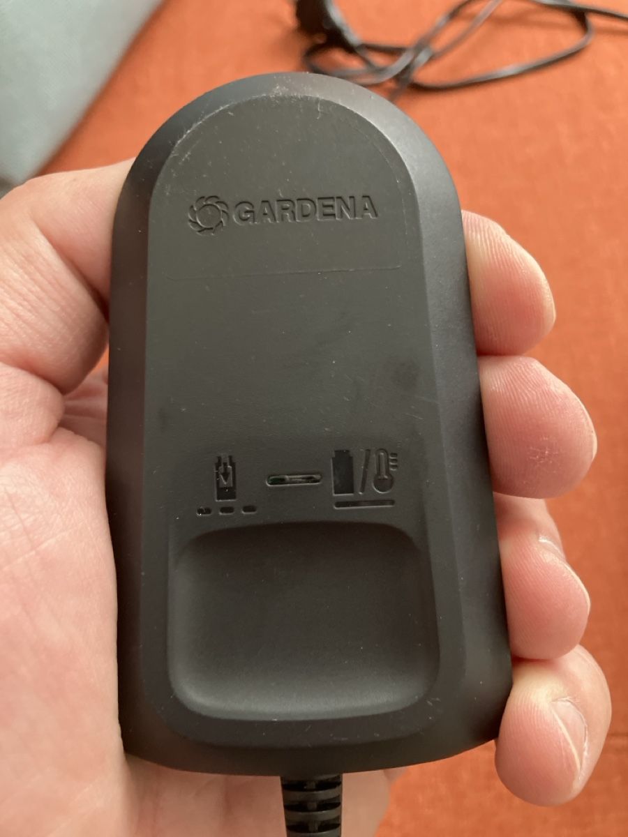 Gardena Caricatori & Batterie: Gardena Ladegerät – Usato da Bürglen UR venduto da knispel280 1
