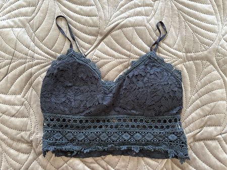 Schwarzes Spitzen Top von Costes Rebel, Gr. XS