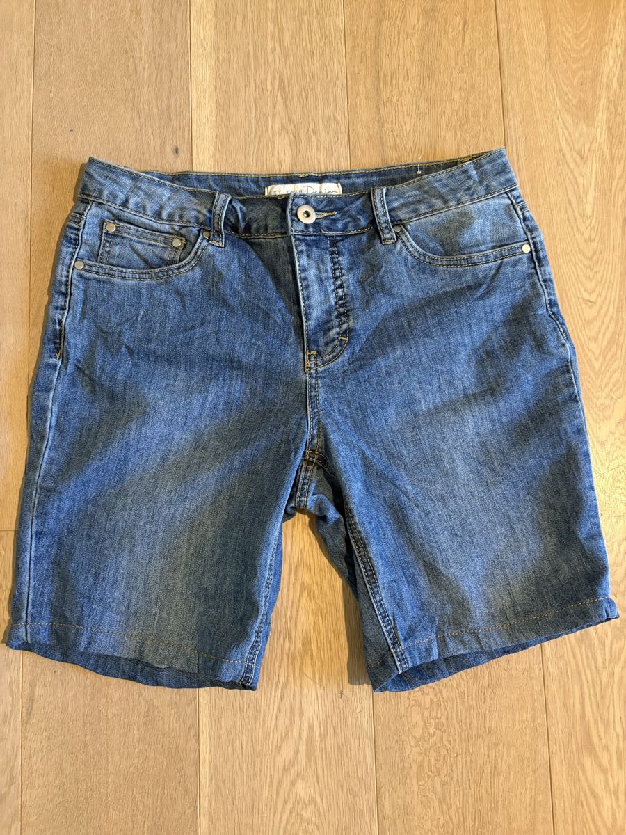 Jeans: Y2K Jeans-Shorts – Usato da Riehen venduto da vintage_basel 1