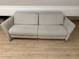 2 ½-Plätzer-Sofa mit elektrischer Liegefunktion
