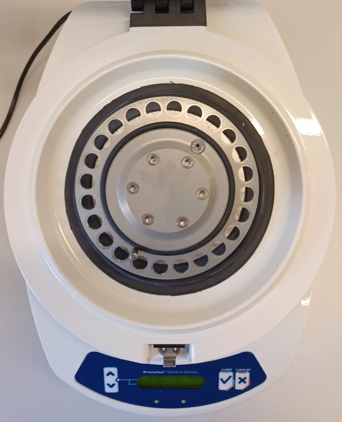 Accessori da laboratorio: Bertin Precellys 24 Tissue homogenizer. – Difettoso da Niederdorf venduto da LeptonAG_Labor 5