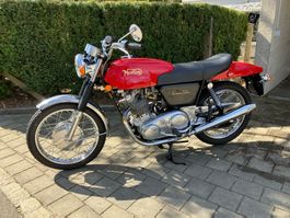 Norton Commando 750 Fastback