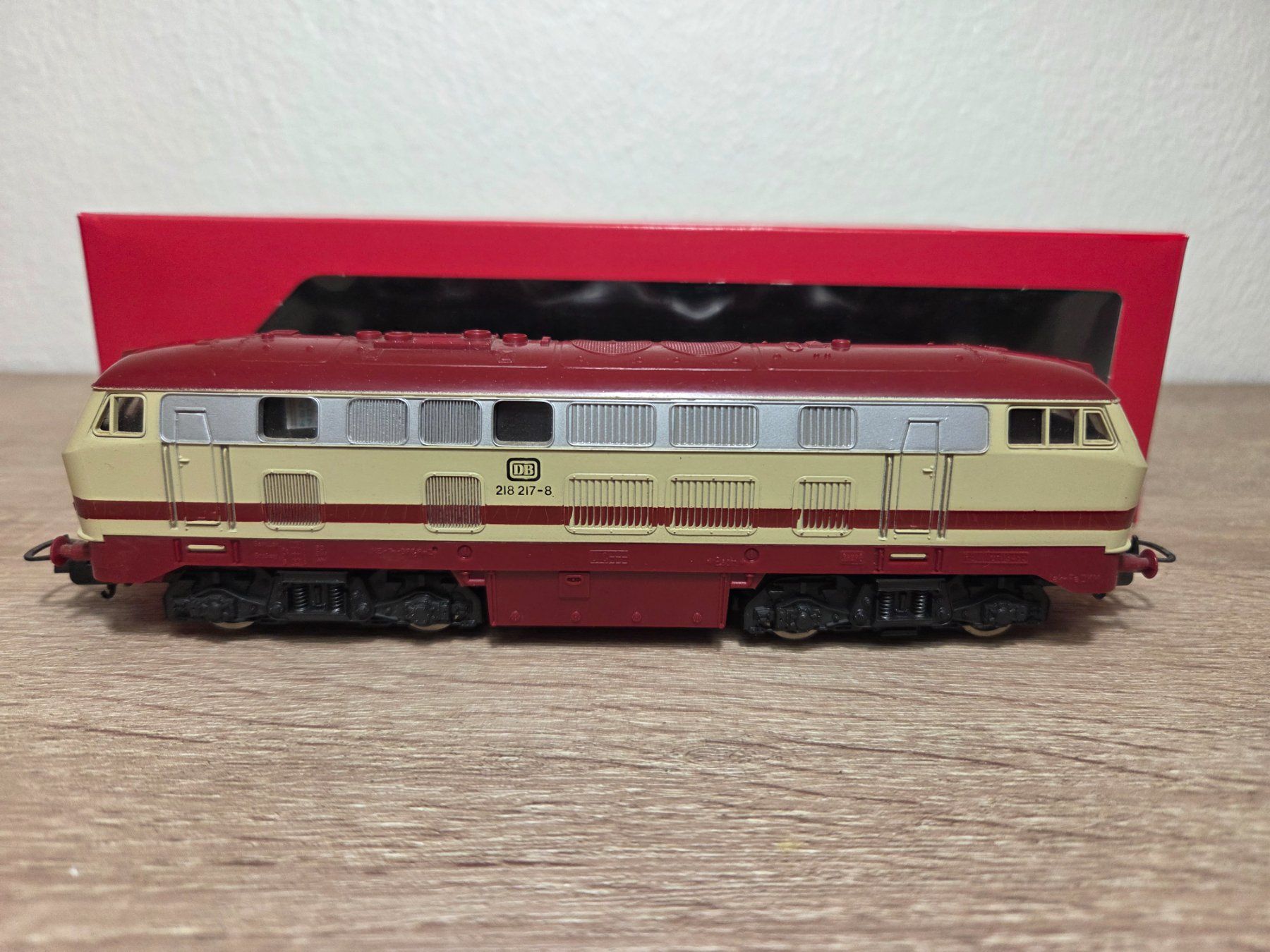 Lima Modellini di ferrovie: Lima Diesellok BR 218 DB H0 – Usato da St-Aubin-Sauges venduto da Lo_Go