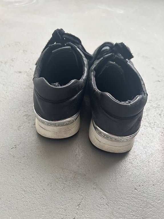 Damenschuhe: Micheal Kors sneakers – Gebraucht aus Bern von manu0100 2