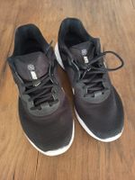 Nike Sportschuhe / Sneaker schwarz weiss Grösse 42 
