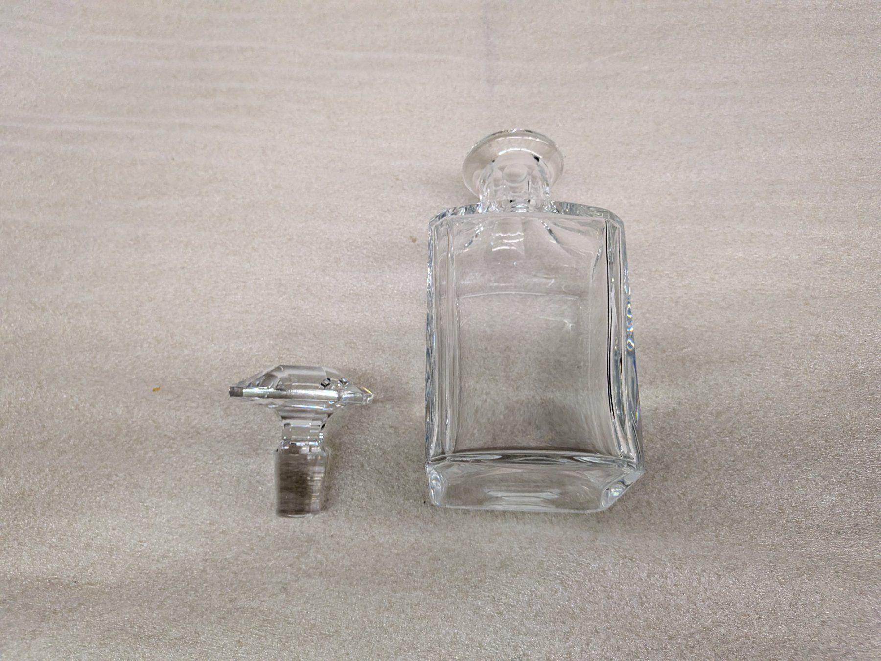 Baccarat Caraffe: Baccarat Whisky Karaffe – Usato da Emmen venduto da magelan 2