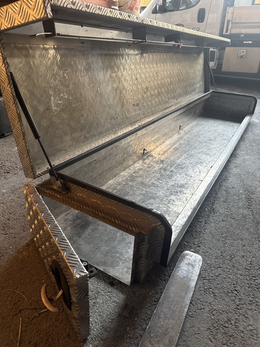 Coffres de toit: Workerbox Dachbox Sortimo – D'occasion à Ibach par Schaeli19 2