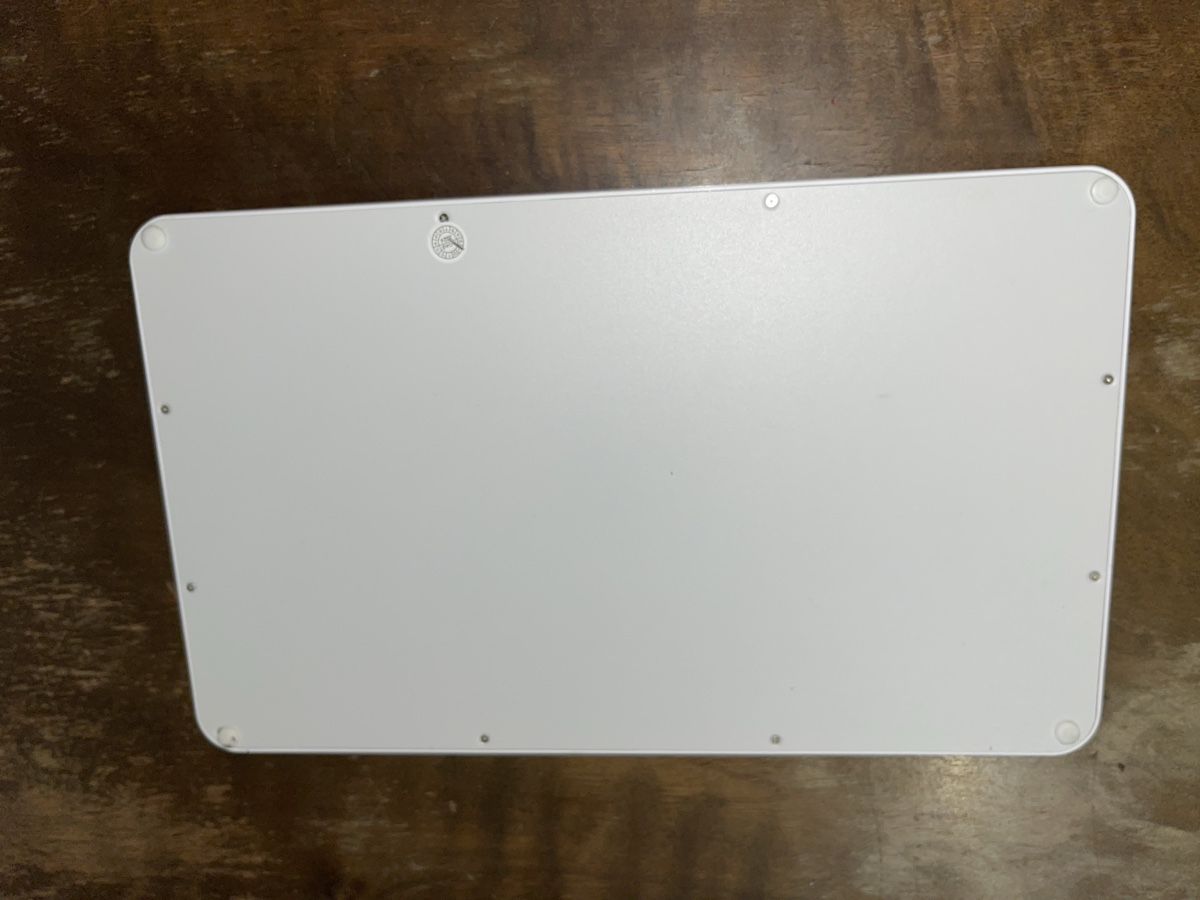 Tastaturen: Clavier sans fil blanc Bluetooth pour tabletteAndroid – Gebraucht aus Genève von Yasasa 1