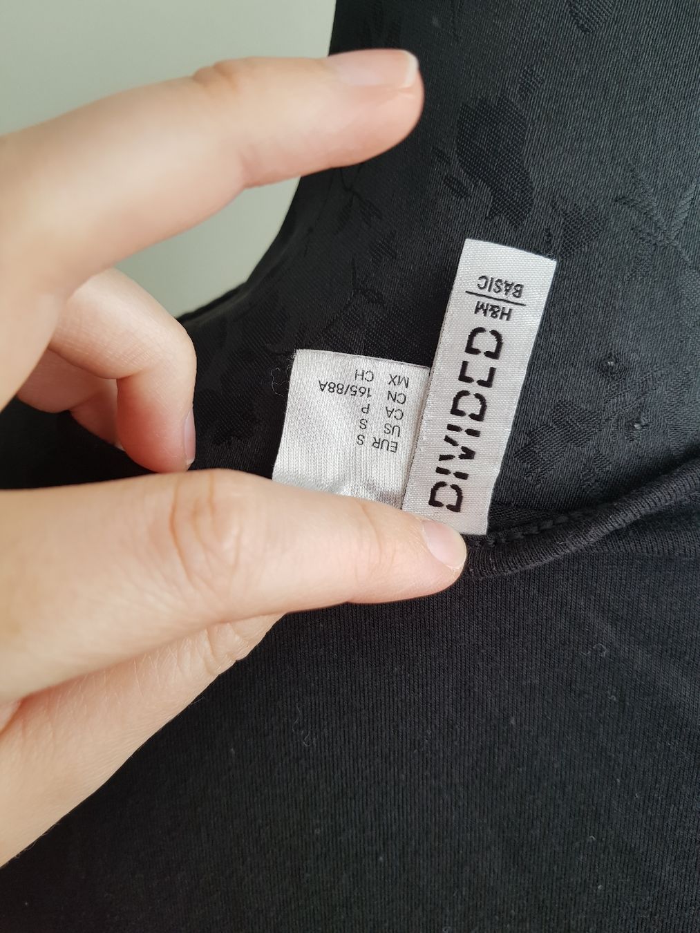 Lotti di vestiti: Kleiderpaket Gr. S 4 Pullis Shirt & Leggings – Usato da Nendeln venduto da Zopfie_ 7