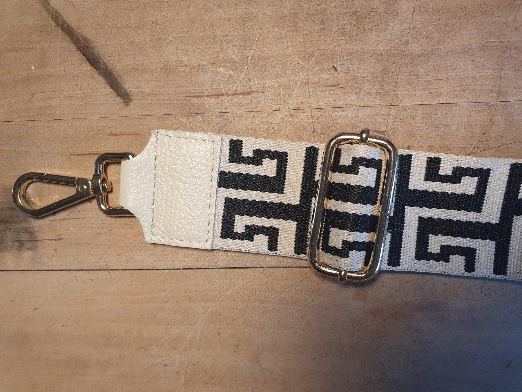 Altro in  Abbigliamento & Accessori: Tragtaschengurt Griechisches Muster 80 cm – Usato da Zürich venduto da loosebone 3