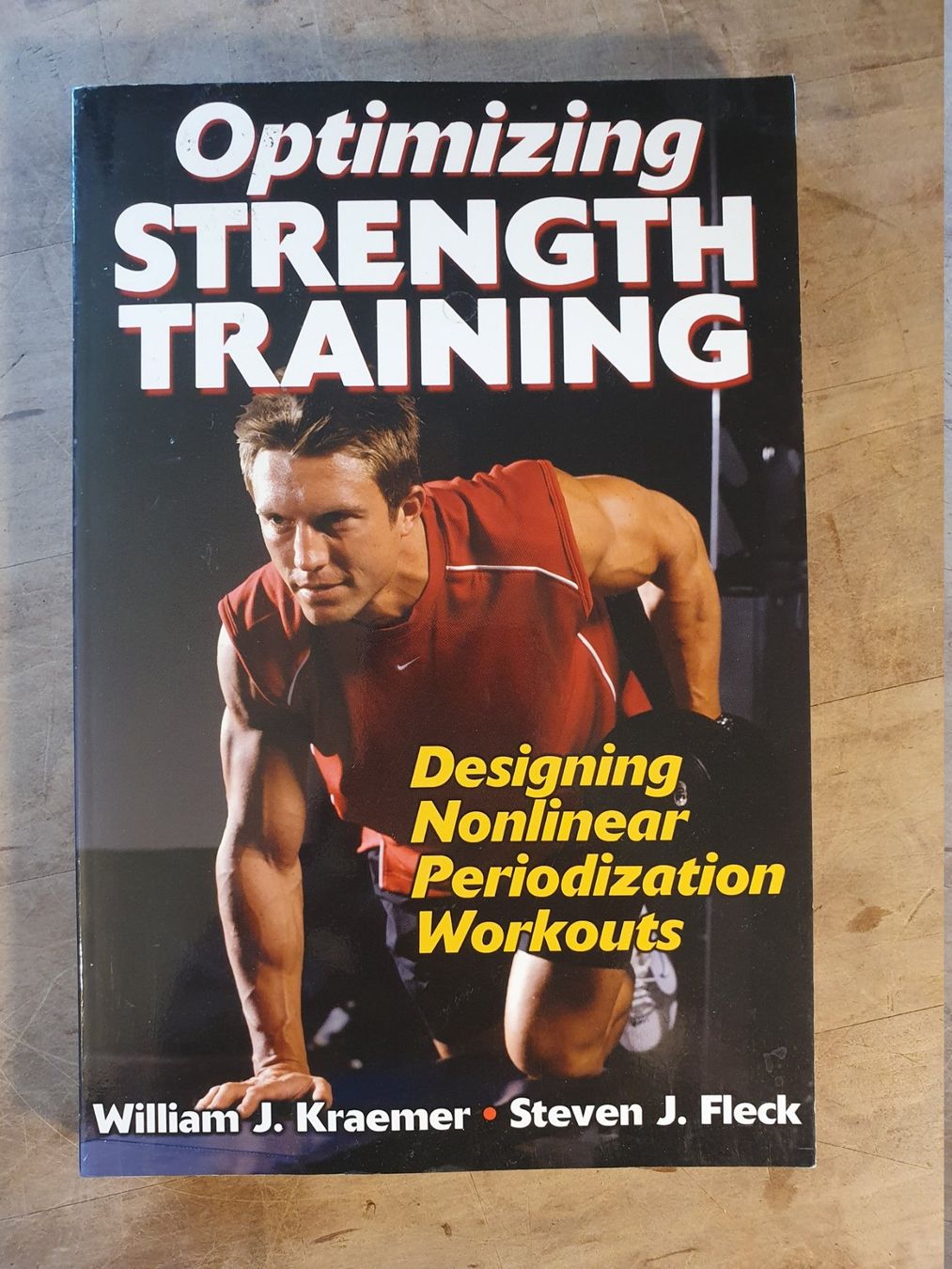 Libri: Optimizing Strength Traninig Willian J. Kraener Steven J. Fl – Usato da Zürich venduto da loosebone