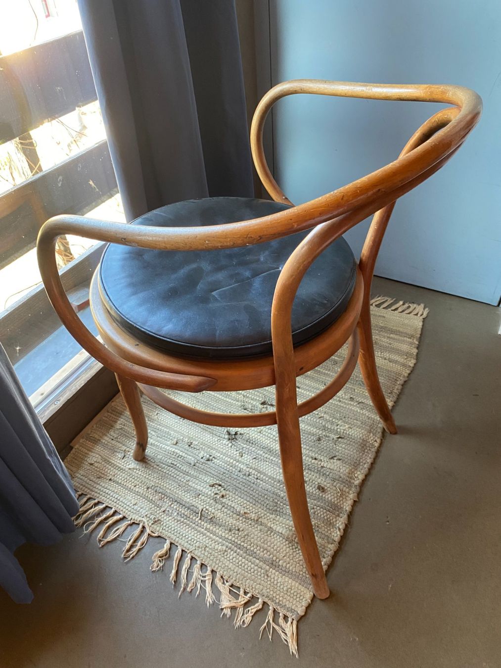 Thonet Poltrone: Stuhl -Thonet Bugholz – Usato da Windisch venduto da Itaki 2