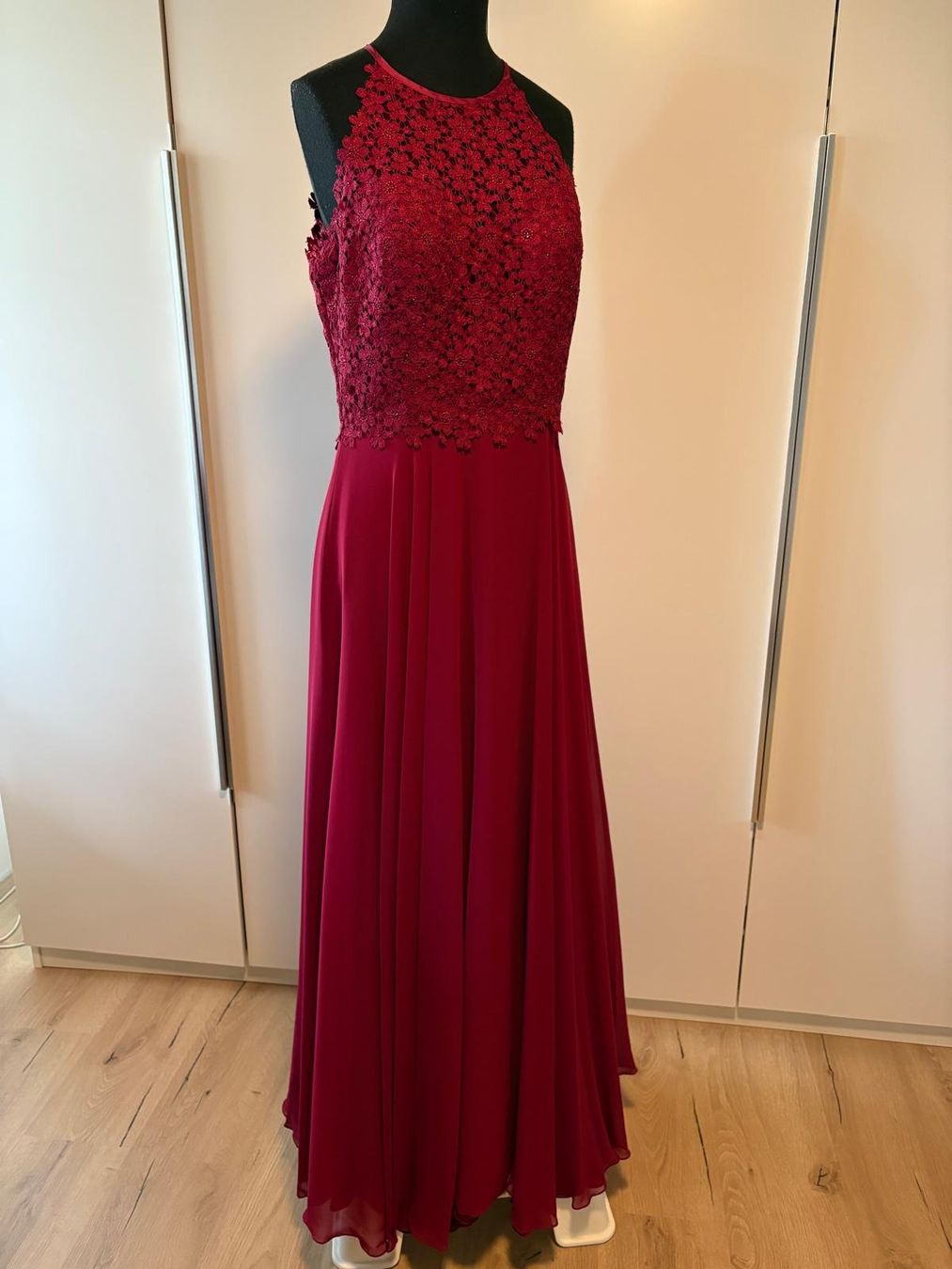 Vestiti: elegantes bodenlanges Abendkleid Gr.42 – Usato da Hägglingen venduto da Katja79 1