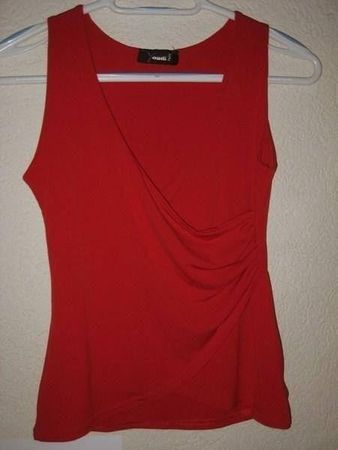 Top rot Grösse 36/38 von Yendi