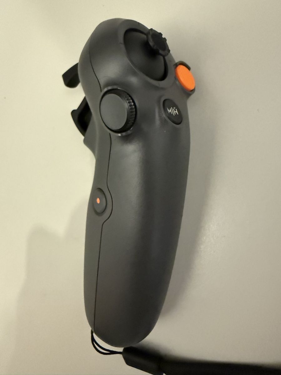 DJI Fernsteuerungen: DJI RC Motion 3 Controller – Neu (gemäss Beschreibung) aus Oberglatt ZH von Weeman007