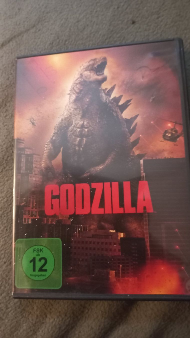 Tutti i DVDs: Godzilla (2014) DvD – Usato da Olten venduto da Donatello1984