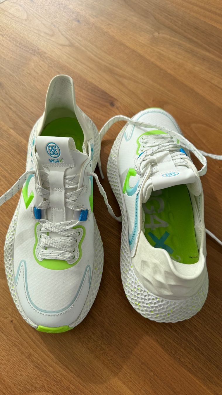 Scarpe da donna: G/Fore Damengolfschuhe US 7 inkl. Kappe – Usato da Maur venduto da Gixxer 1