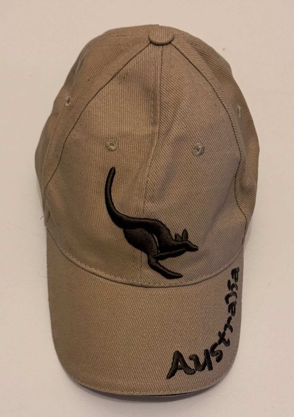 Copricapi, berretti & cappellini: Casquette AUSTRALIA, one size, taille ajustable, beige – Nuovo e nell'imballaggio originale da Genève venduto da Murmurs 1