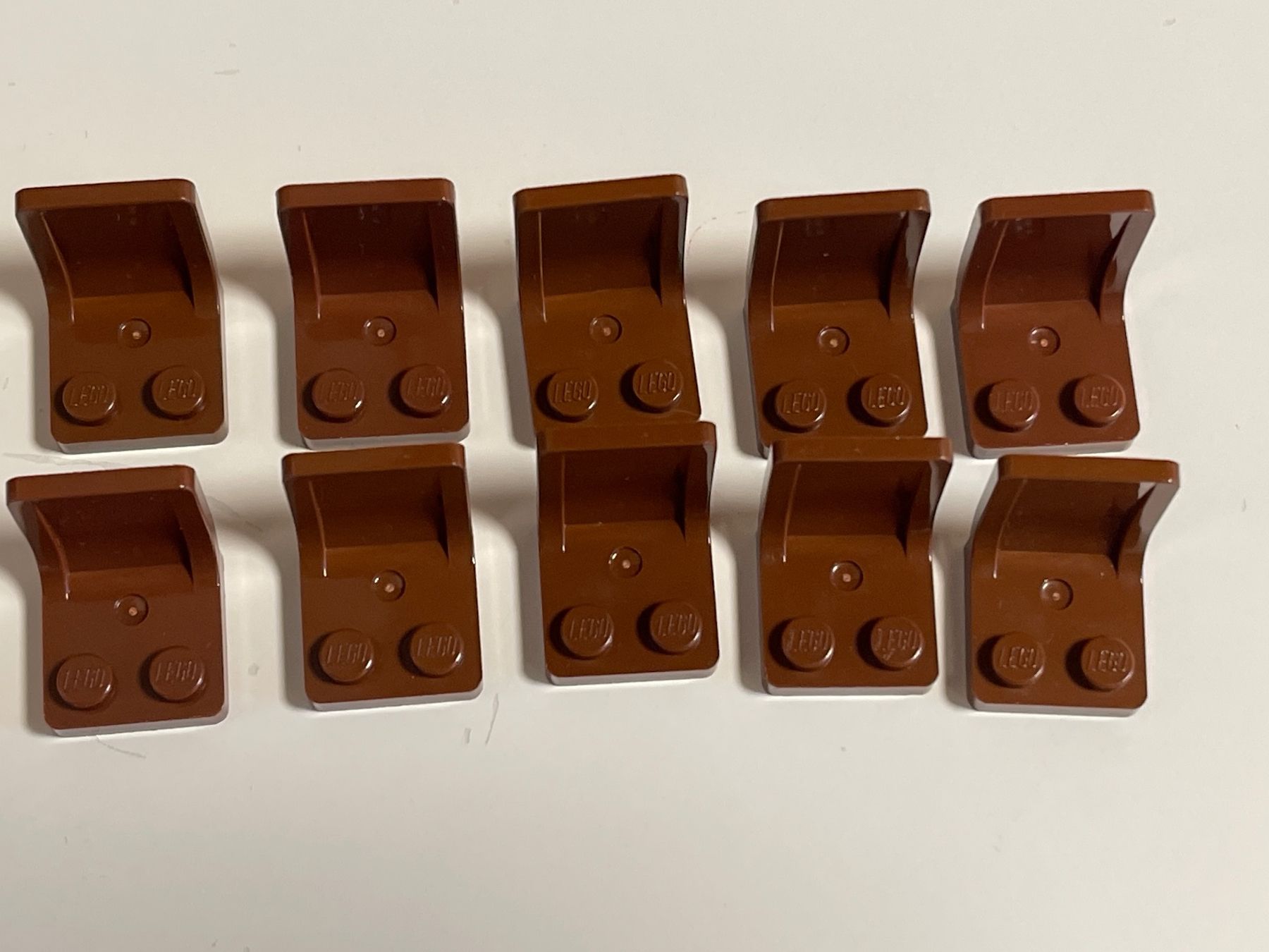 Lego Giocattoli: LEGO - 10 Braune Sitze – Usato da Gelterkinden venduto da cobra0110