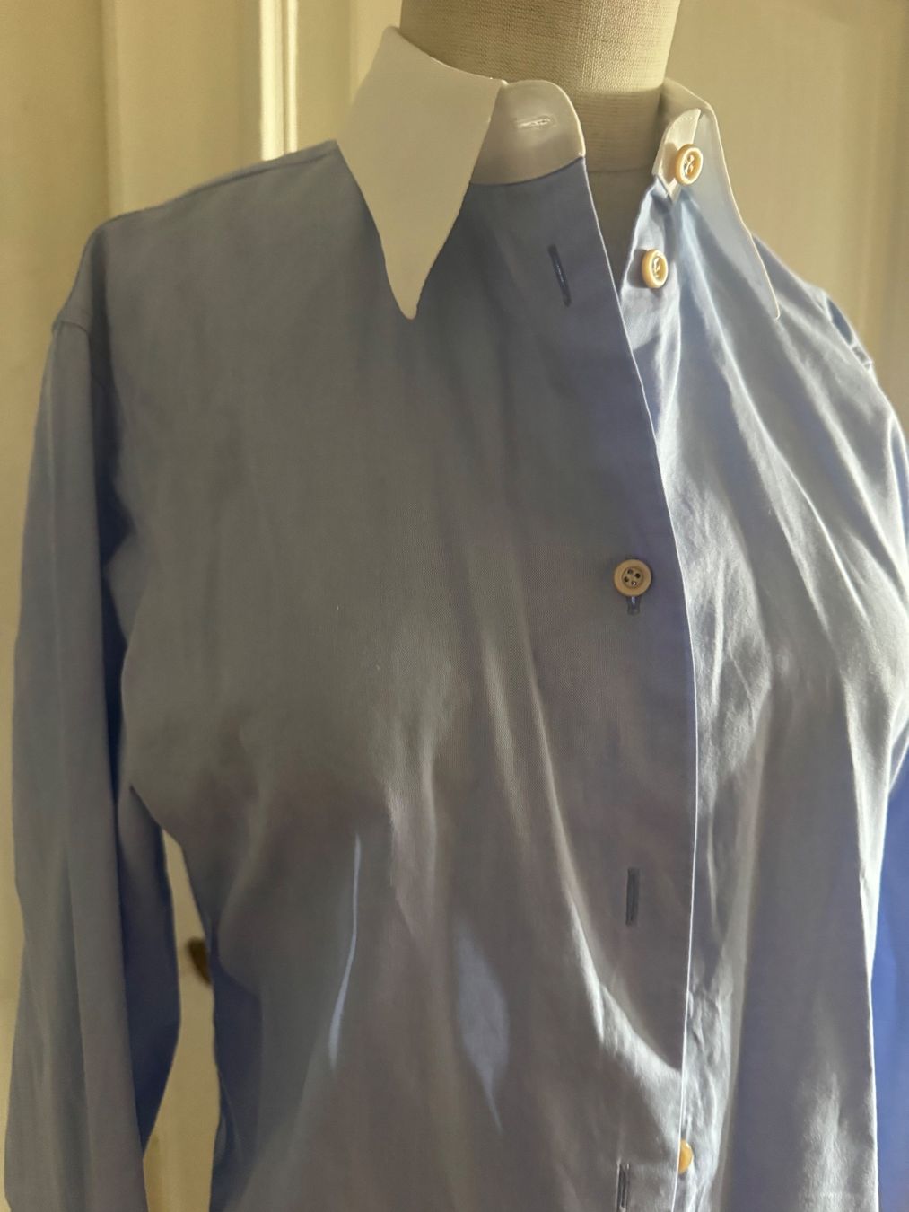 Camicette: Shirt – Usato da Zürich venduto da MagicStuff007 4