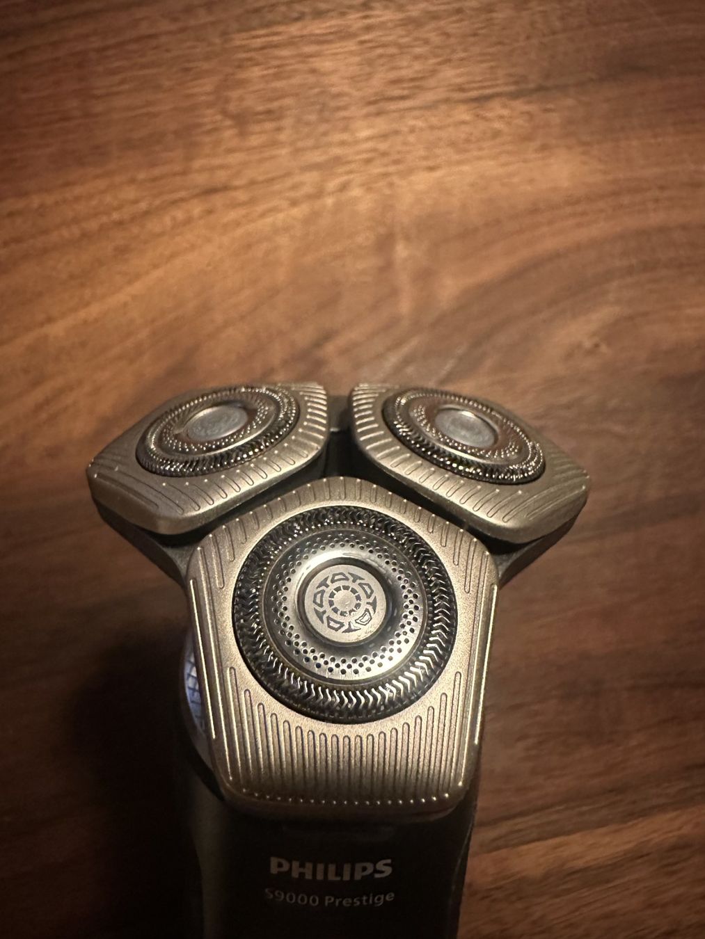 Philips Rasoirs & Lames de rasage: Philips Series 9000 Prestige – D'occasion à Grafenried par Jarvis488 2