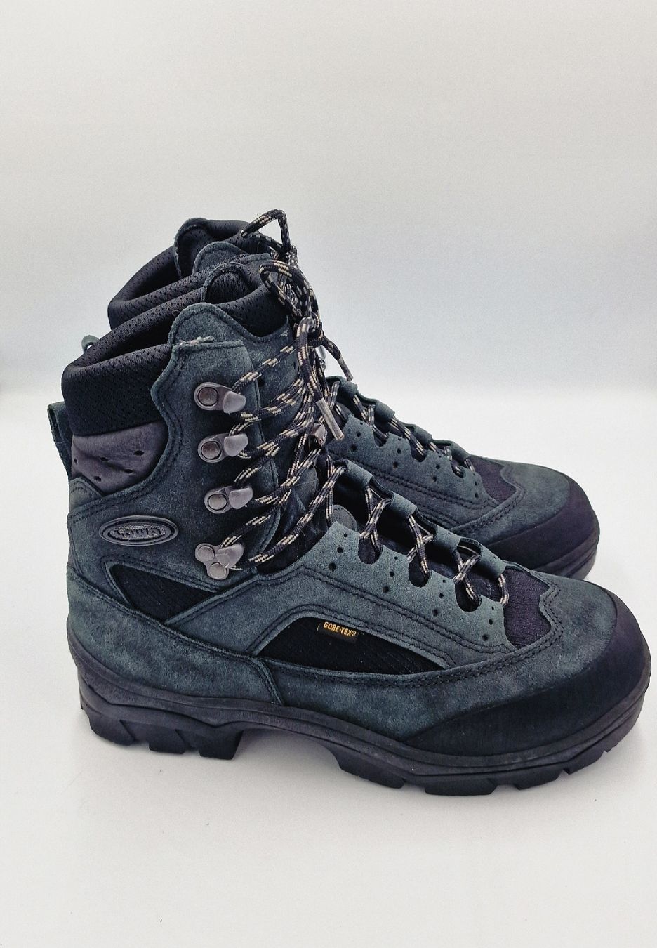 Lowa Damenschuhe: Lowa Wanderschuhe Gore-Tex Grösse 40 – Gebraucht aus Affeltrangen von Szafaoli 1